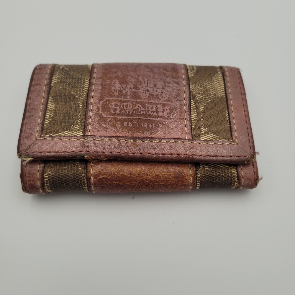 Coach Signature Monogram Pink Leather 6 Ring Key Case Holder Tri-Fold Wallet